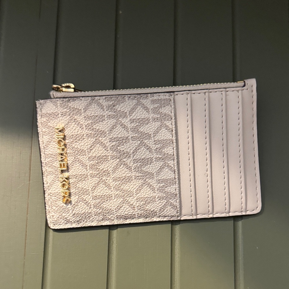 Michael Kors Jet Set Travel Medium Top Zip Card Case